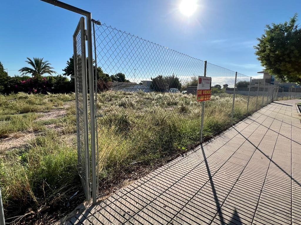 Parcela urbana en San Vicente del Raspeig. 